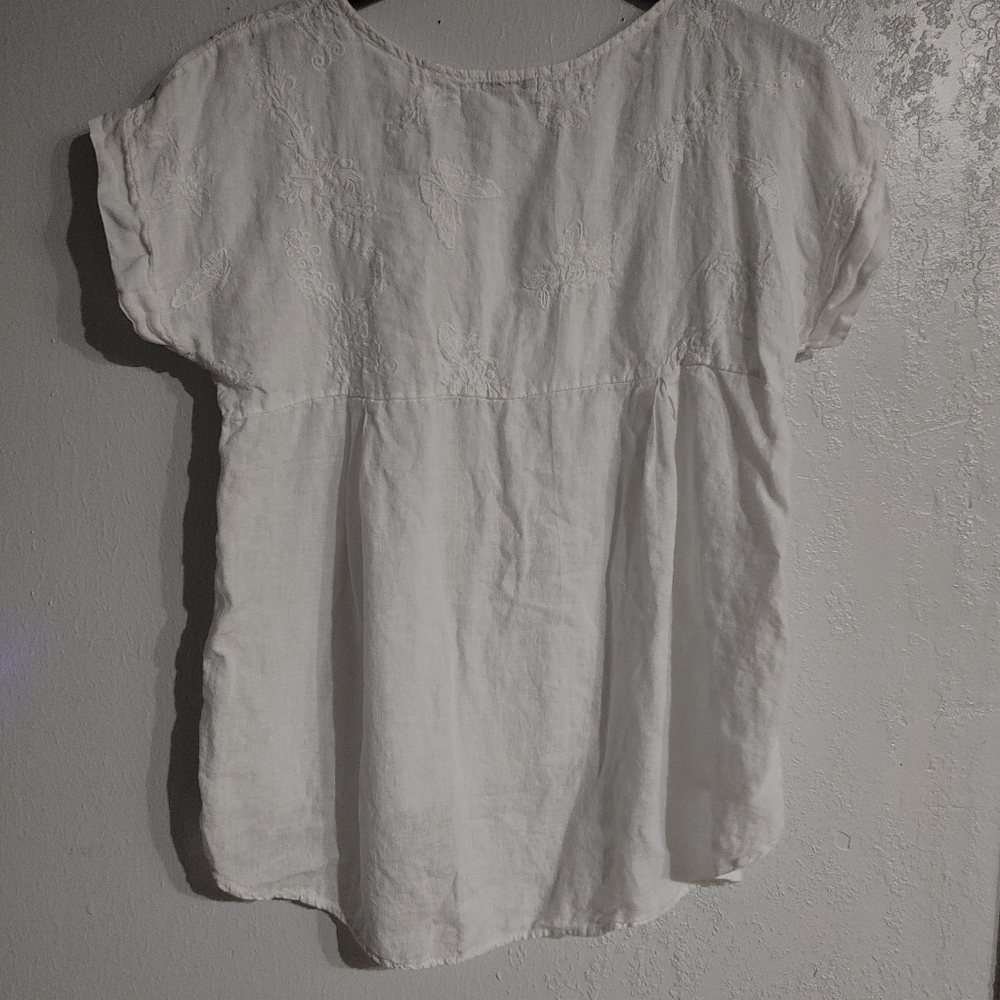 Linen Embroidered Blouse - Picture 2 of 5